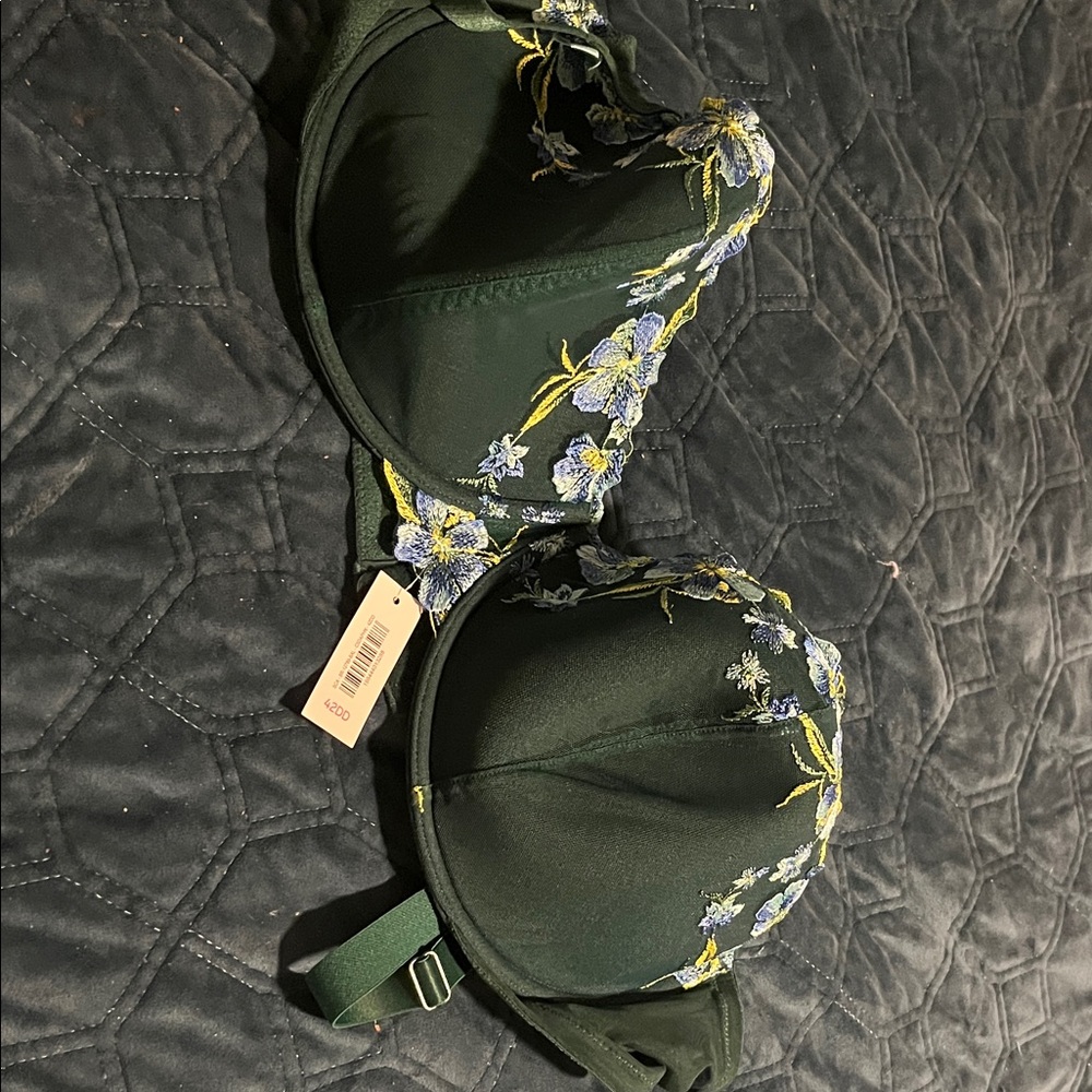 Adore Me Dark Green Bra with Floral Embroidery
